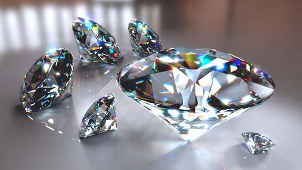 ما هي أهم المعلومات عن حجر الماس الطبيعي